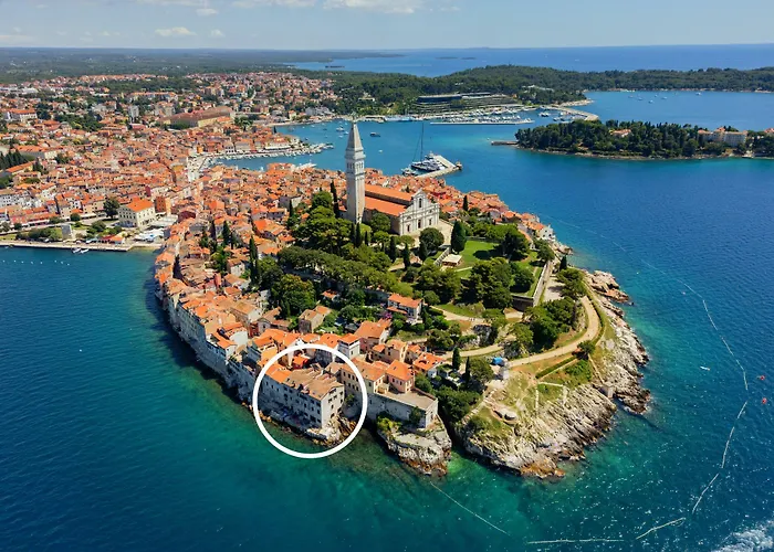 Hinterreiter アパート ロヴィニ