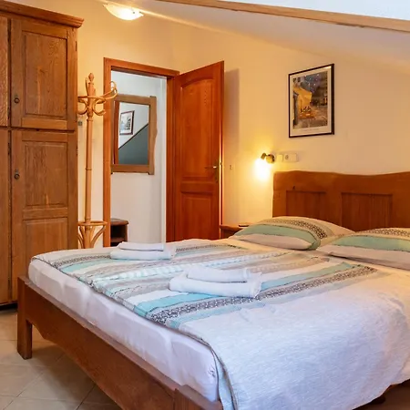 Hinterreiter Apartment *