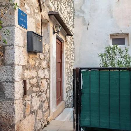 아파트 Hinterreiter *